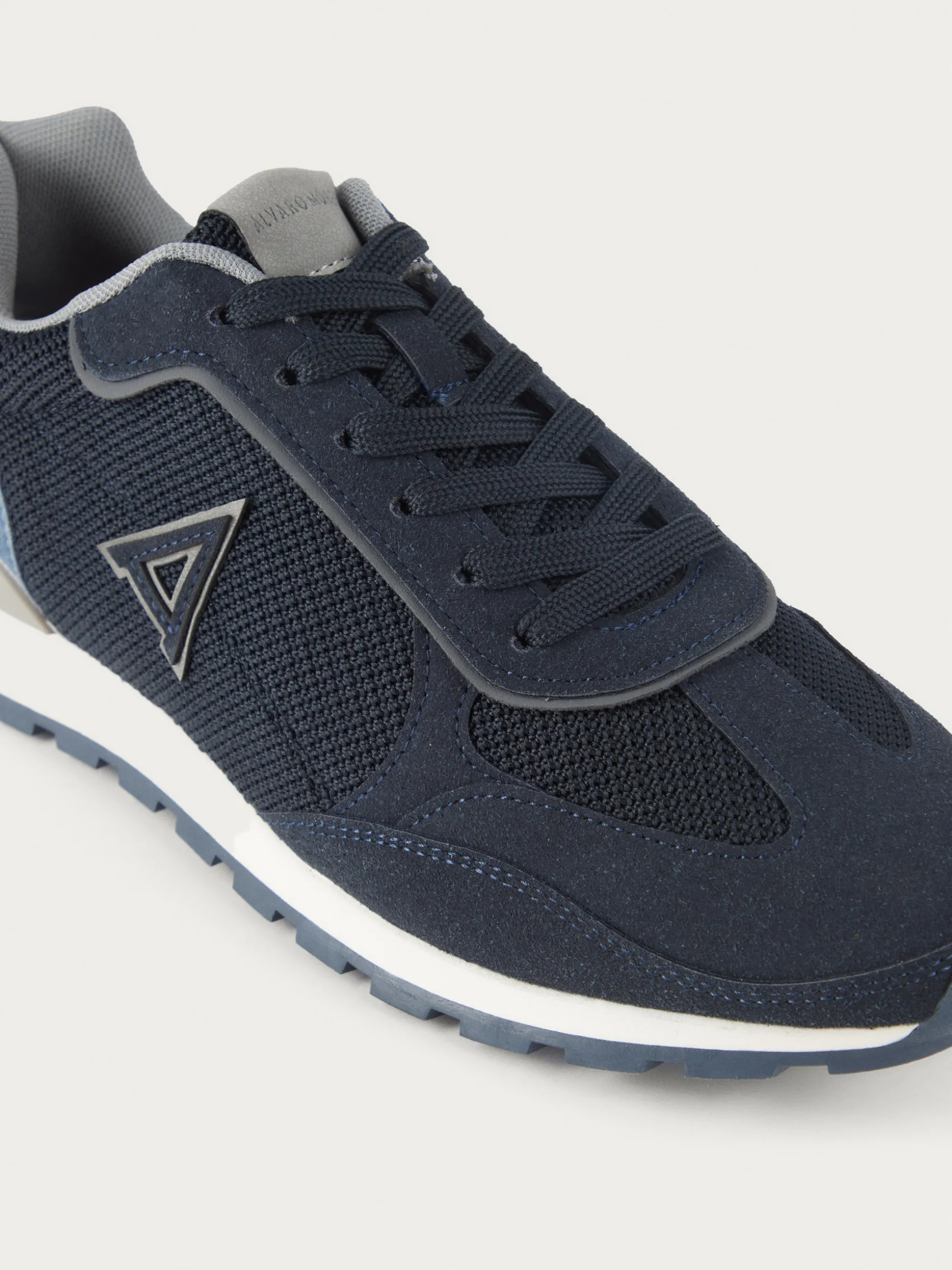 Scarpe Sportive Louth Uomo - Design Moderno & Comfort Premium | Alvaro Moreno Collection