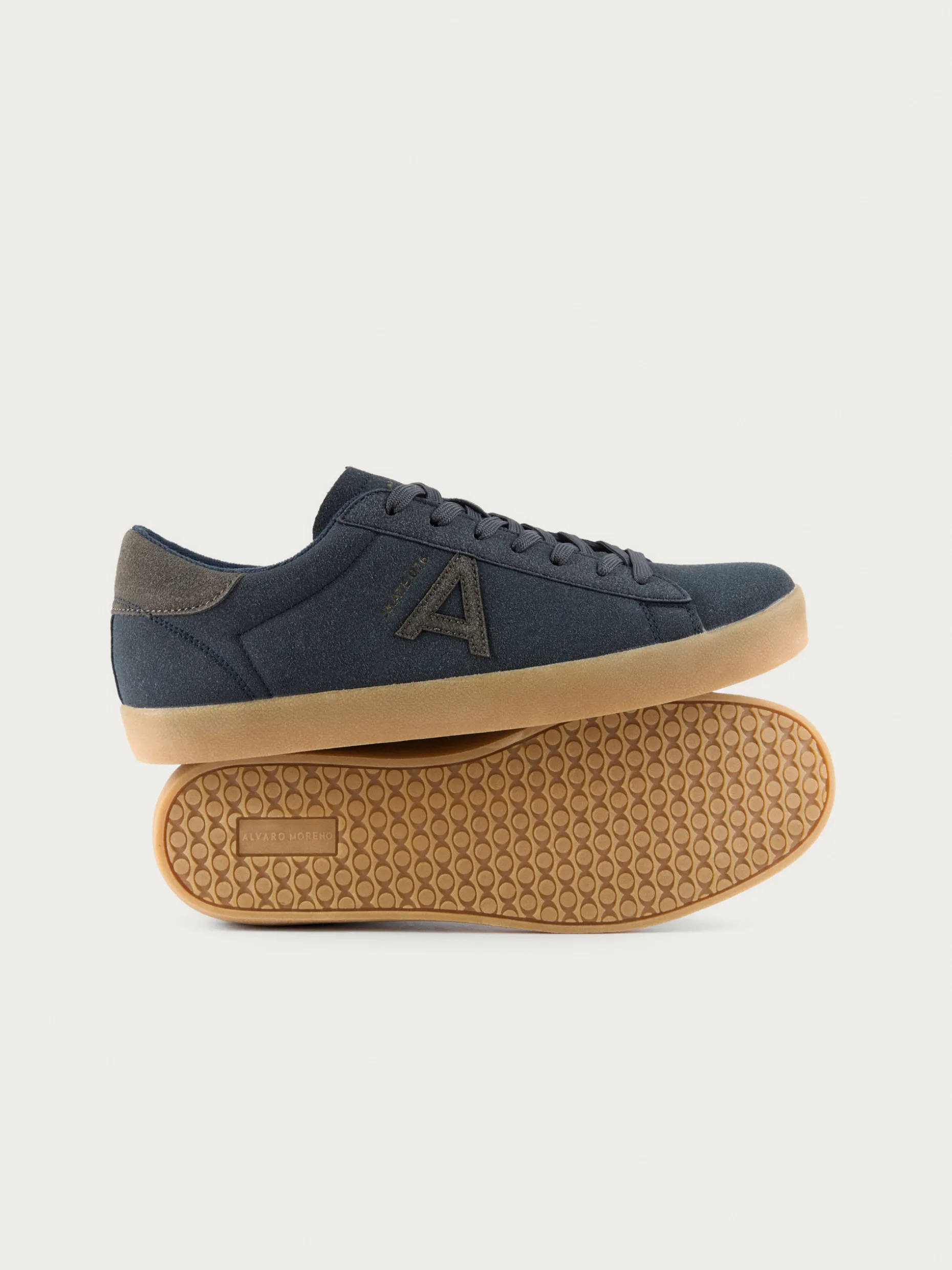 Skateboard Alte Prestazioni - Scarpe Sportive Comfort Streetwear con Design Firmato Alvaro Moreno | Collezione Esclusiva Disponibile Online