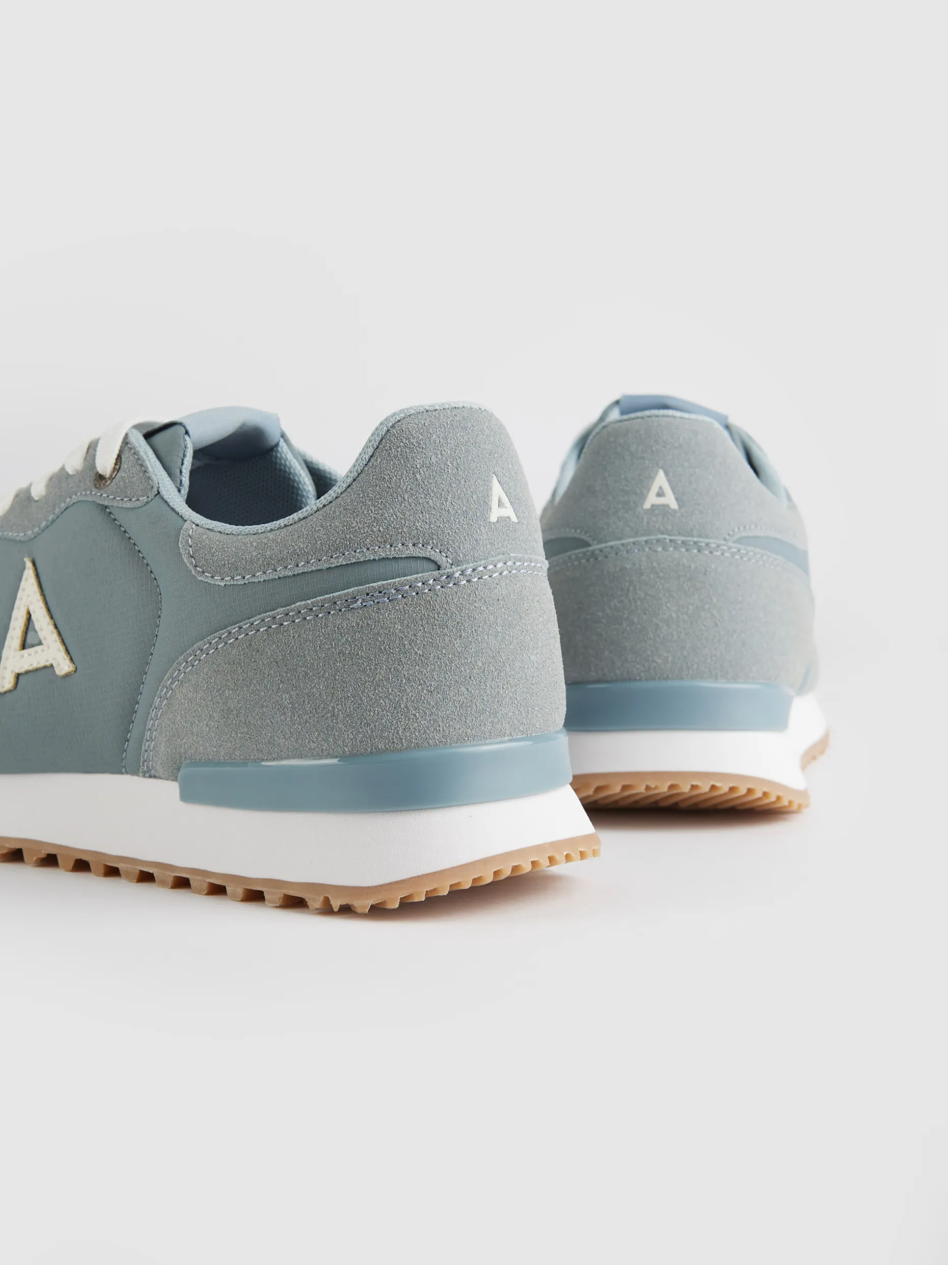 Scarpe Sportive Alvaro Moreno - Stile Urbano & Atmosfera Giovane