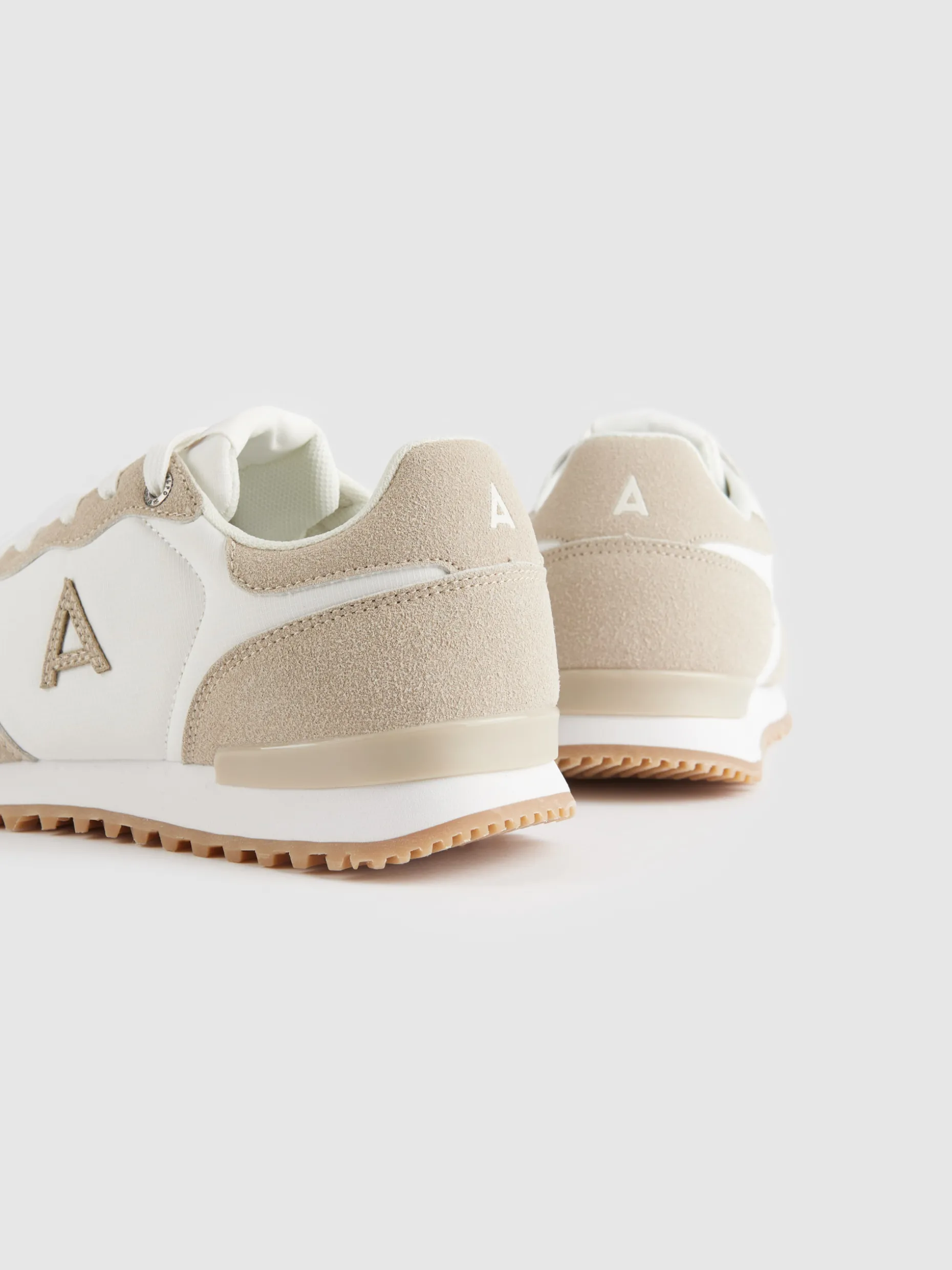 Scarpe Sportive Alvaro Moreno: Stile Giovane in Saldo per Bambini - Comode e alla Moda con Design Accattivante