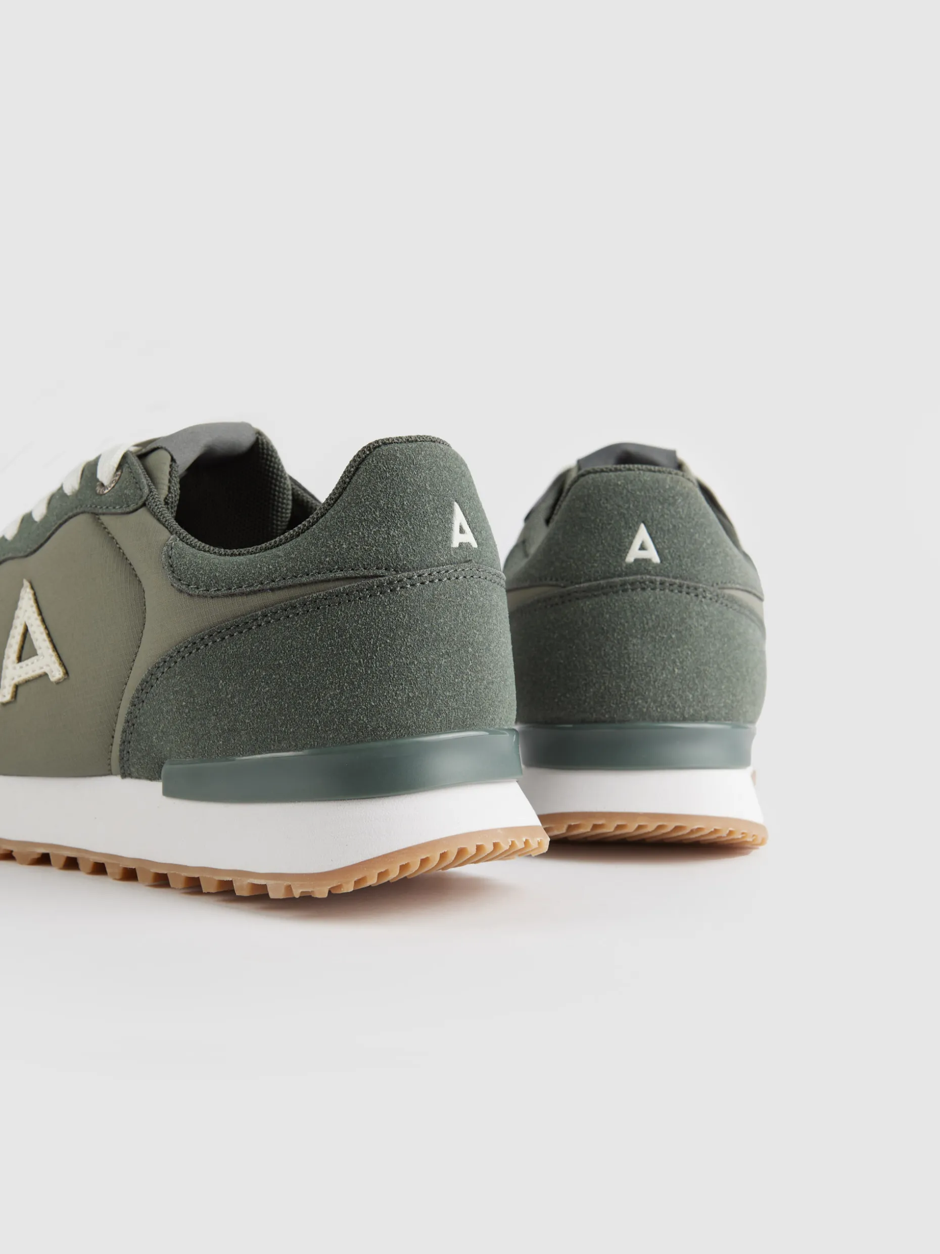 Scarpe Sportive Vibes | Outlet Alvaro Moreno - Stile Unico & Design Moderno