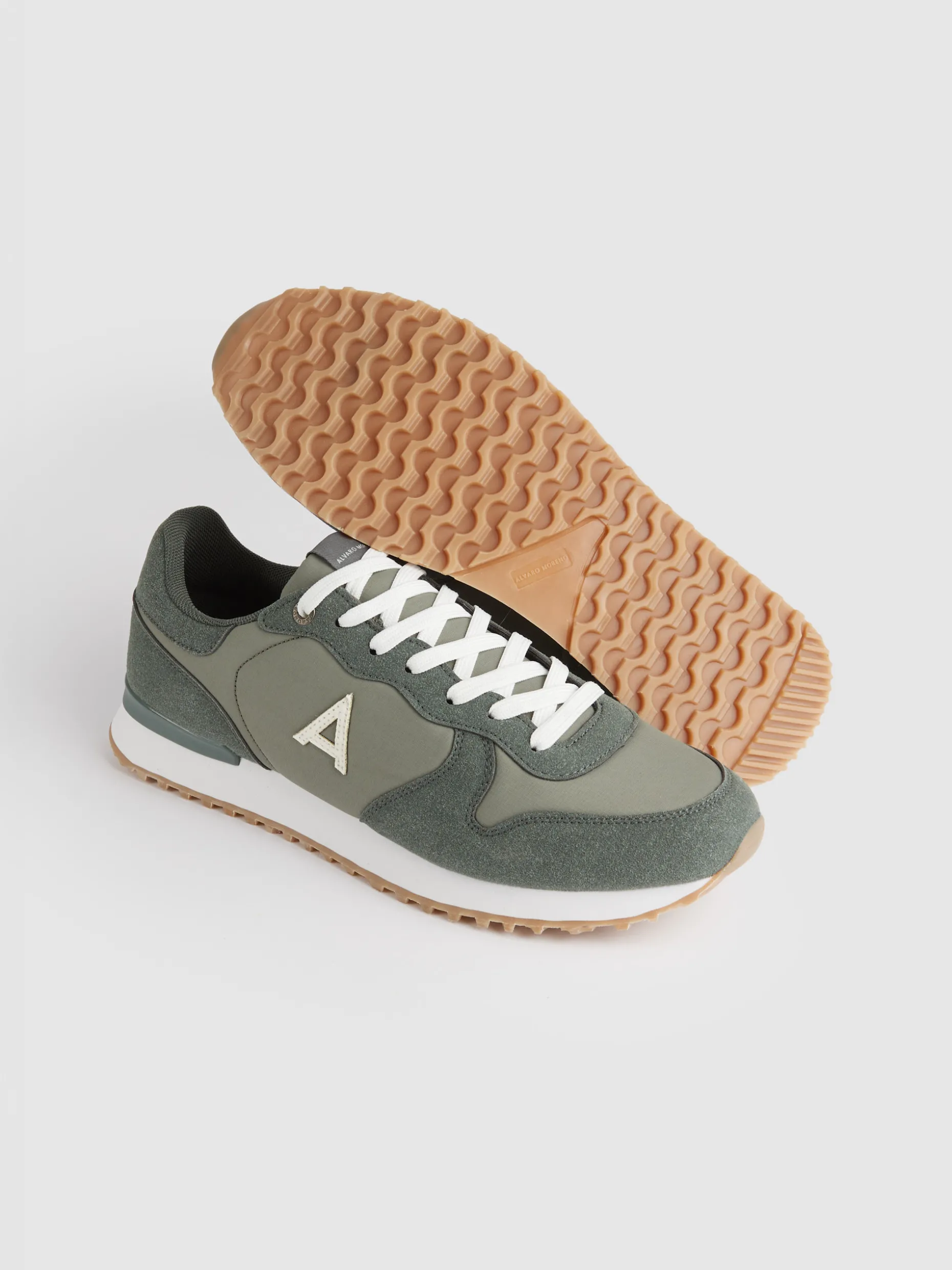 Scarpe Sportive Vibes | Outlet Alvaro Moreno - Stile Unico & Design Moderno
