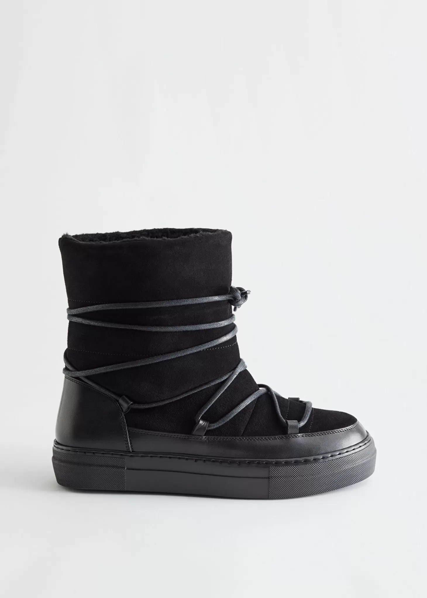 Eleganti Stivali Invernali con Lacci Regolabili - Nero Opaco by Shop & Other Stories