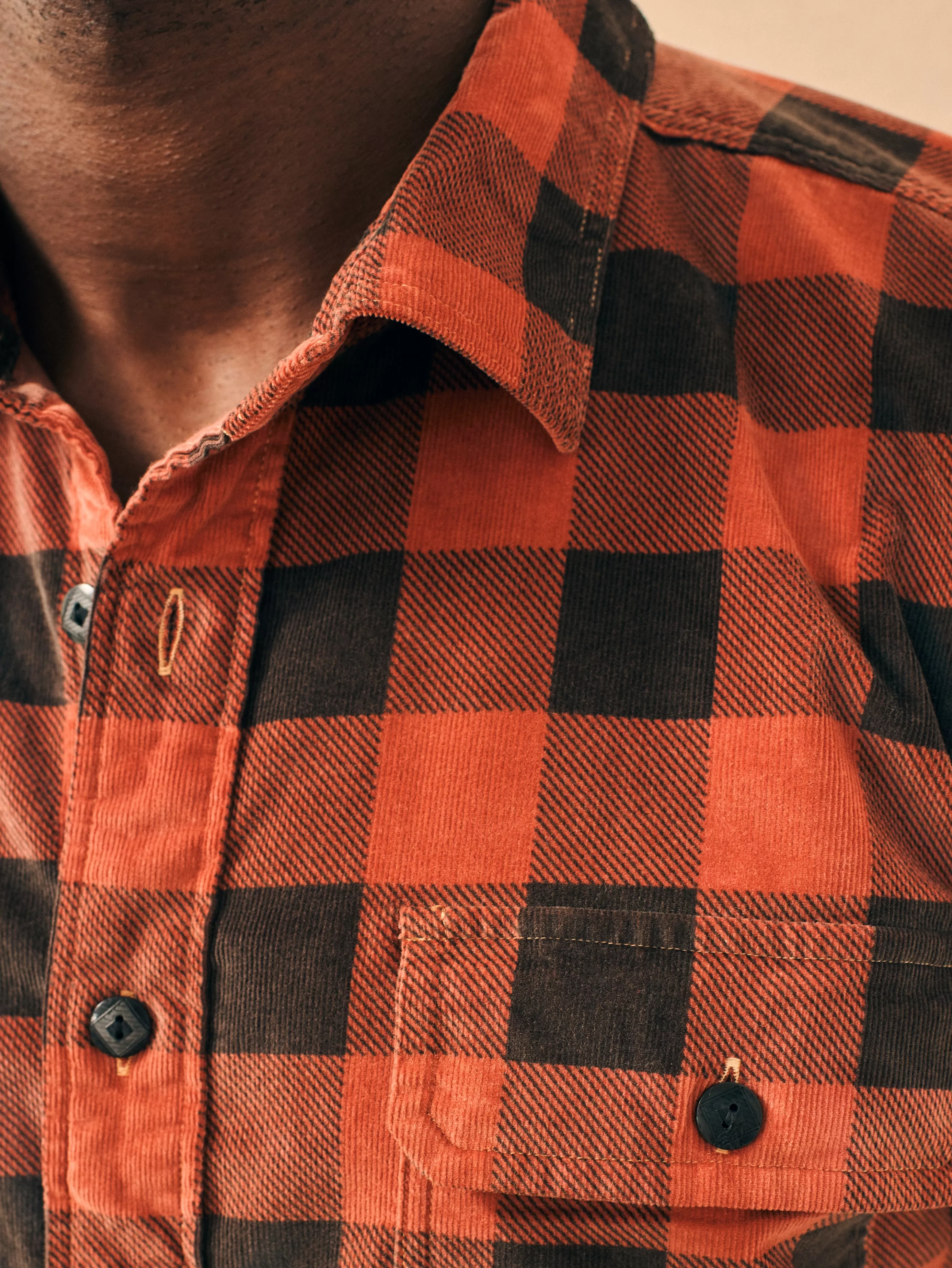 Camicia Utility in Corduroy Elastico Faherty – Confortevole e Pratica, Offerta Speciale Autunno/Inverno 2023