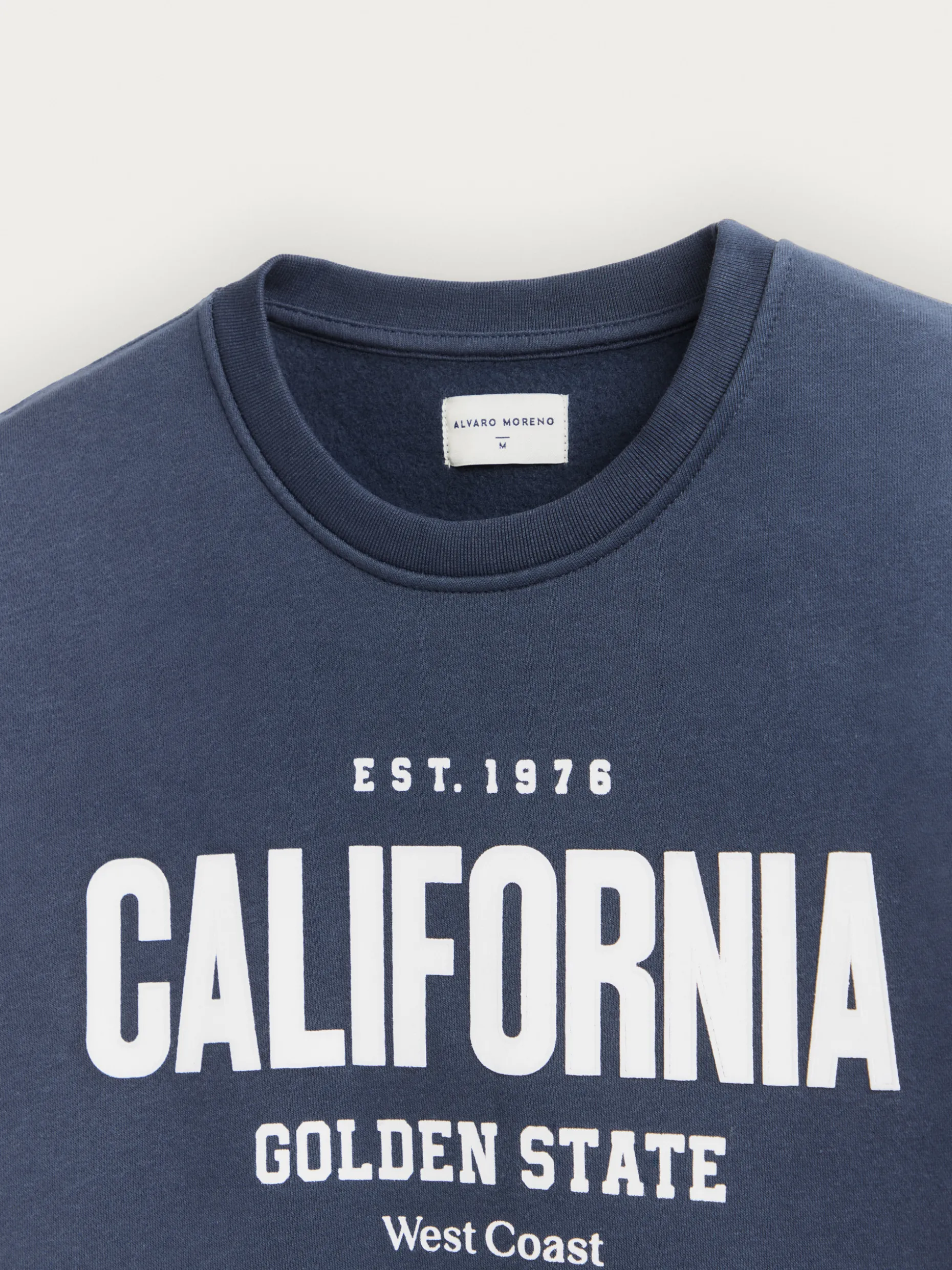 Felpa Unisex Alvaro Moreno | Stile California Casual con Cappuccio - Design Autunno-Inverno
