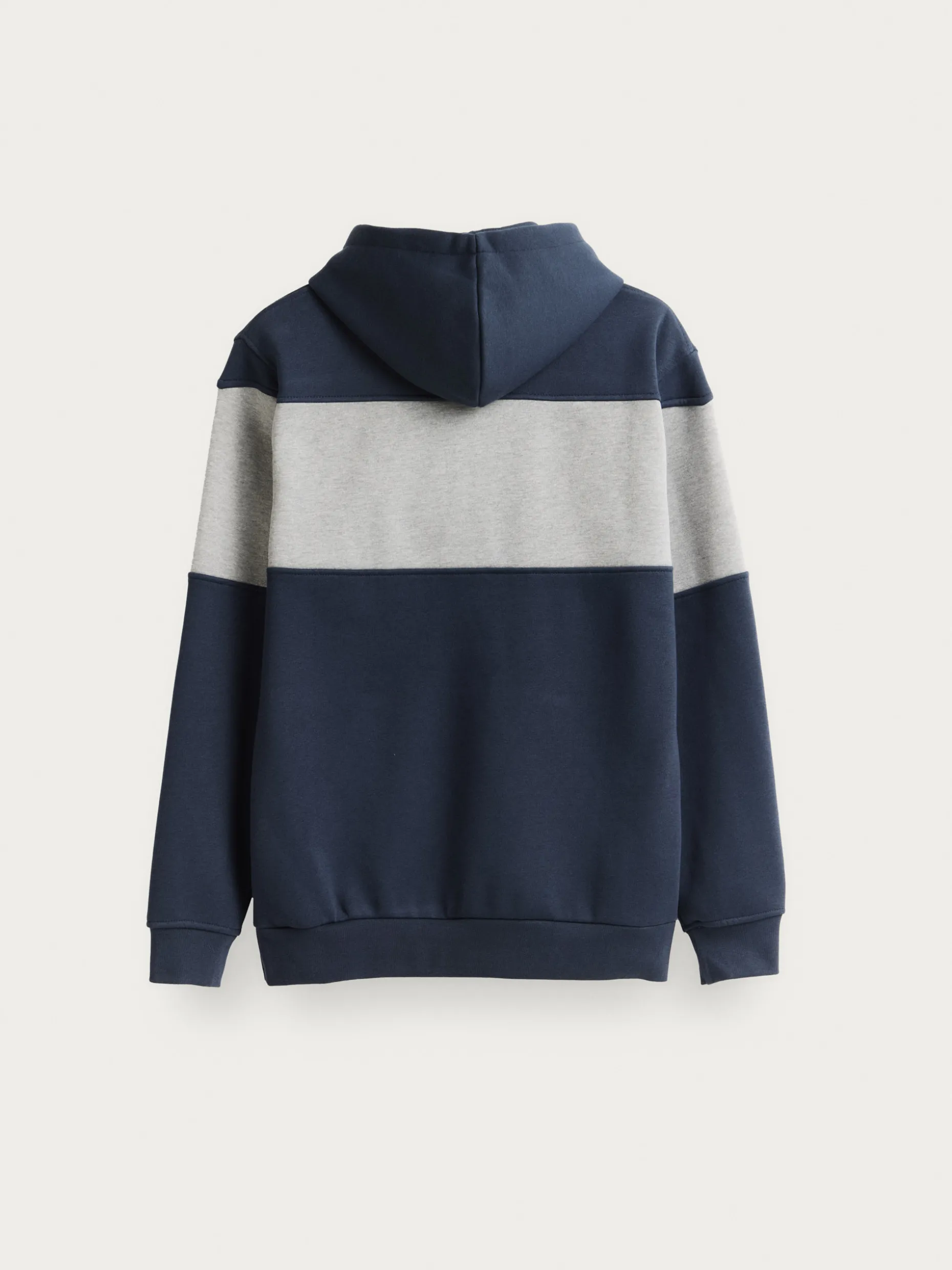 Felpa Urban Design Alvaro Moreno - Stile Relax Autunno 2023 

Capo Unisex in Pile Morbido con Taglio Moderno 

Collezione Limitata 