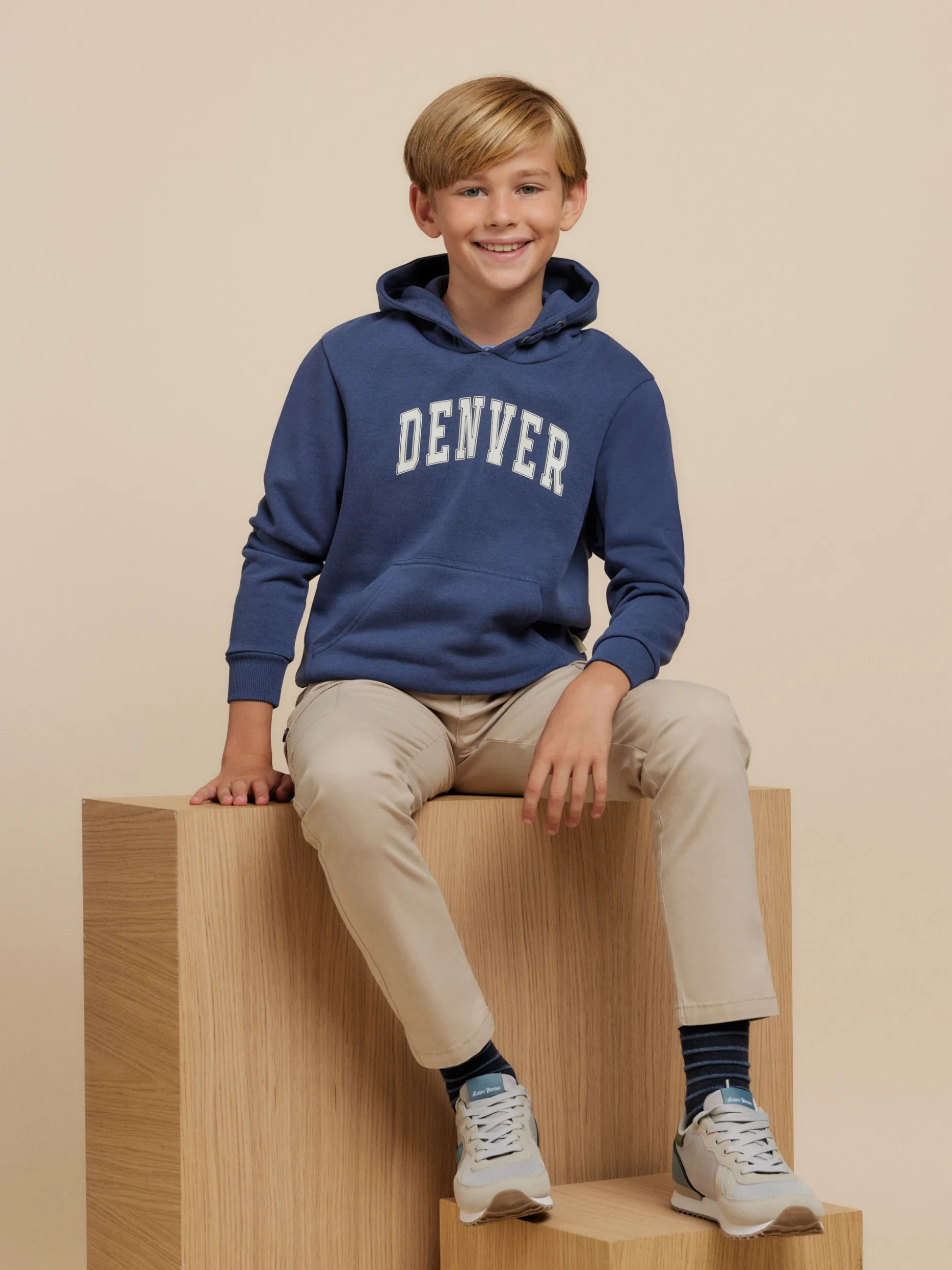 Felpa con Cappuccio Denver Junior - Collezione Alvaro Moreno in Super Promo | Comoda e Stilosa per Bambini | Sconti Imperdibili!