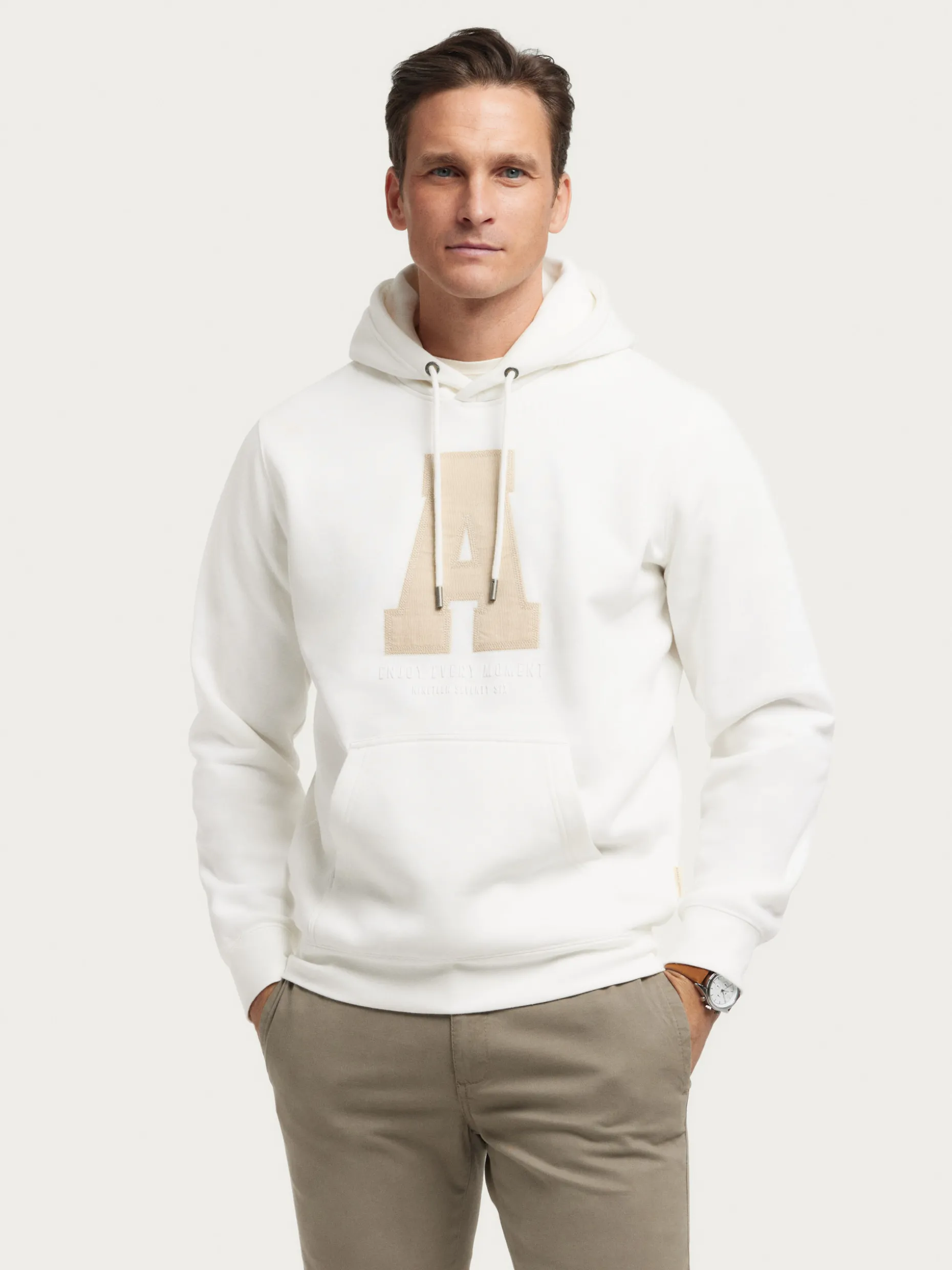 Felpa con Cappuccio Momento Urbano | Design Esclusivo di Álvaro Moreno | Ultima Collezione Autunno 2023