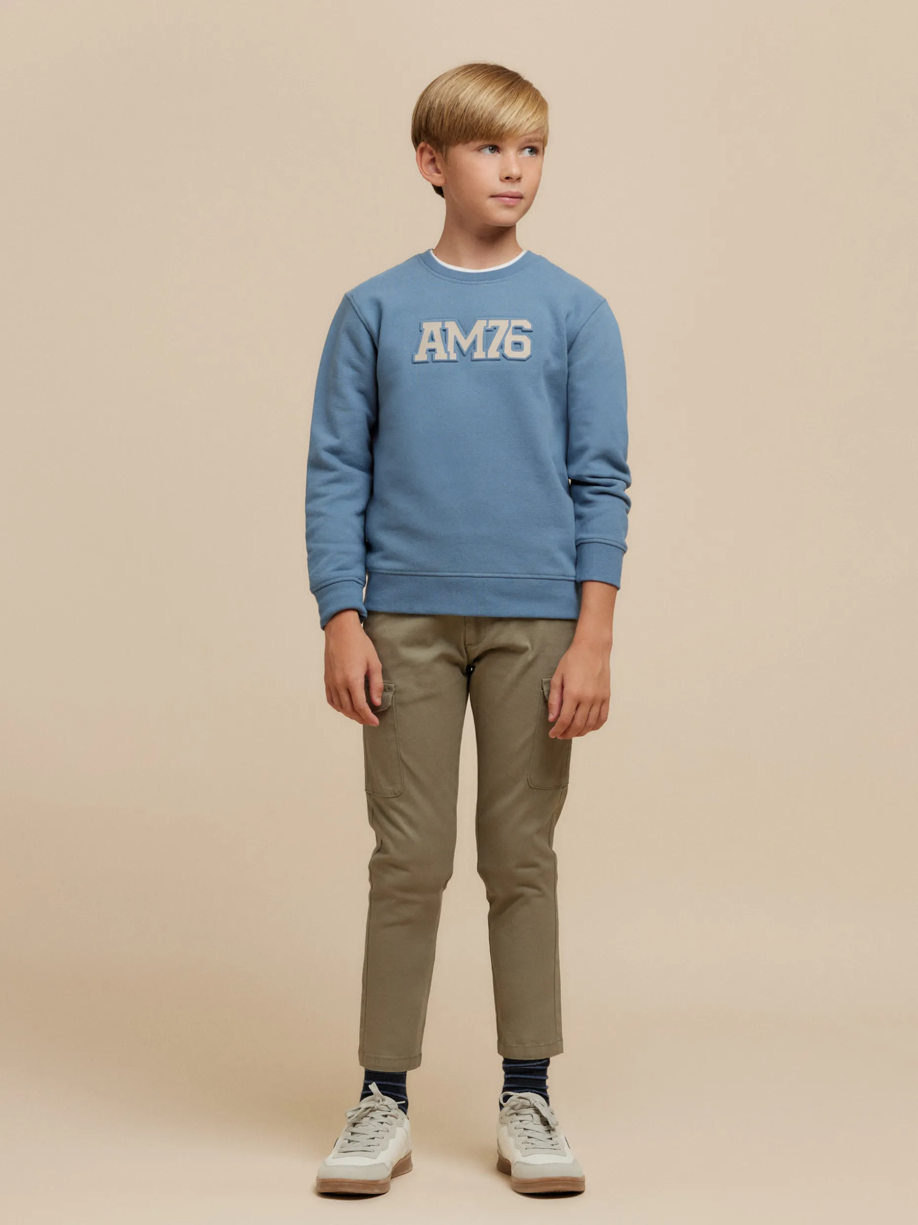 Felpa Ufficiale Bambini con Cappuccio - Sconti Alvaro Moreno | Edizione Limitata Outlet

(：，