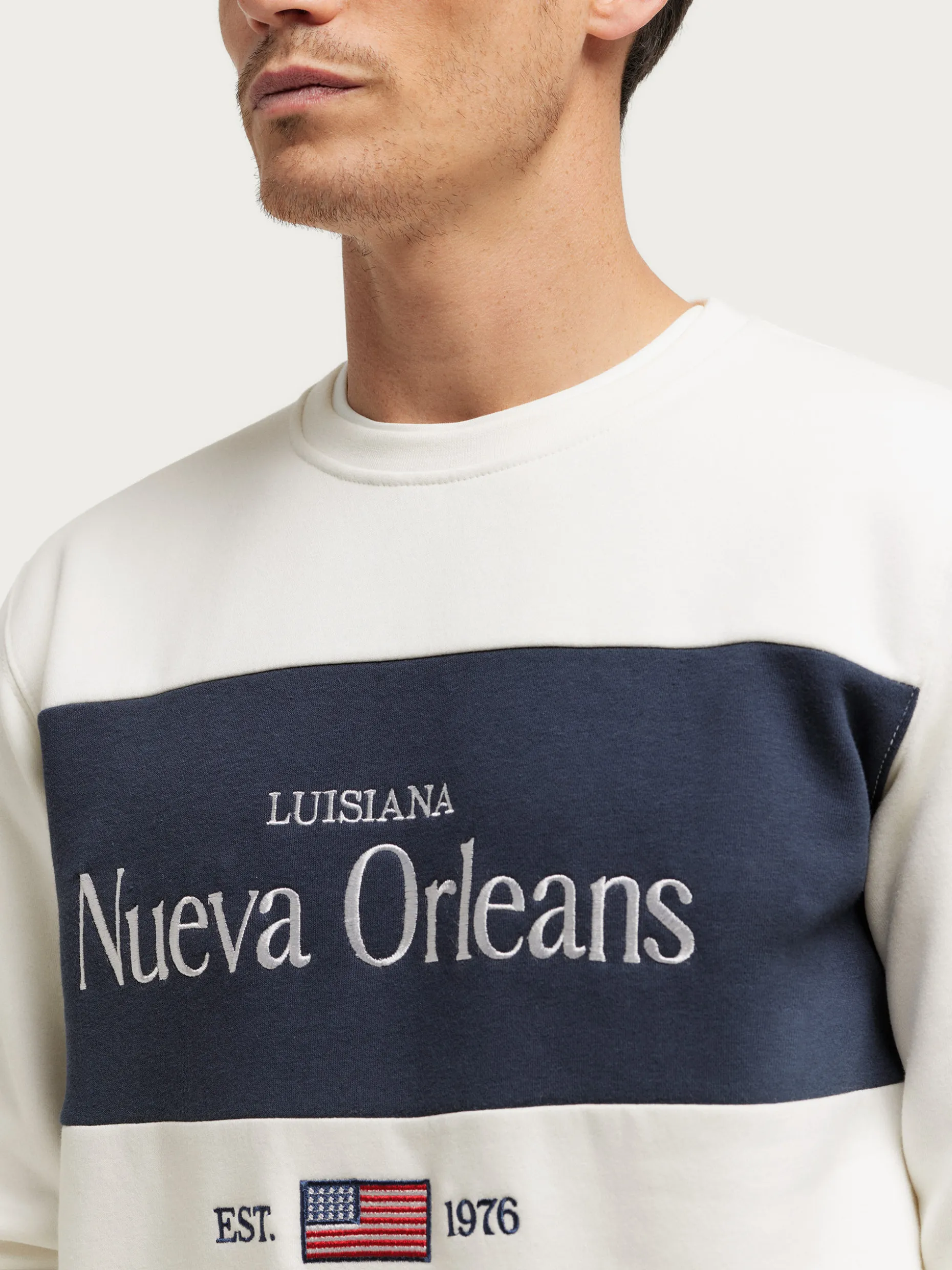 Felpa con Cappuccio Orleans | Nuova Collezione in Offerta da Alvaro Moreno