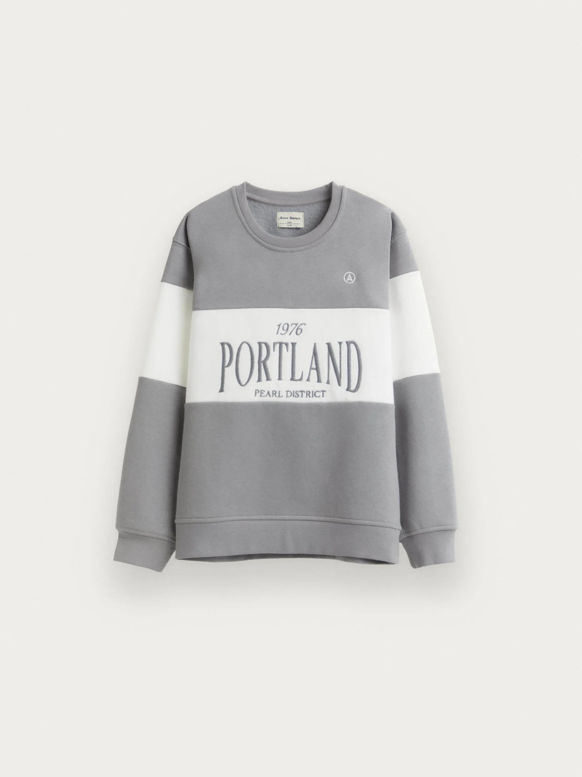Felpa Portland per Bambini - Stile Urban Confortevole | Collezione Alvaro Moreno