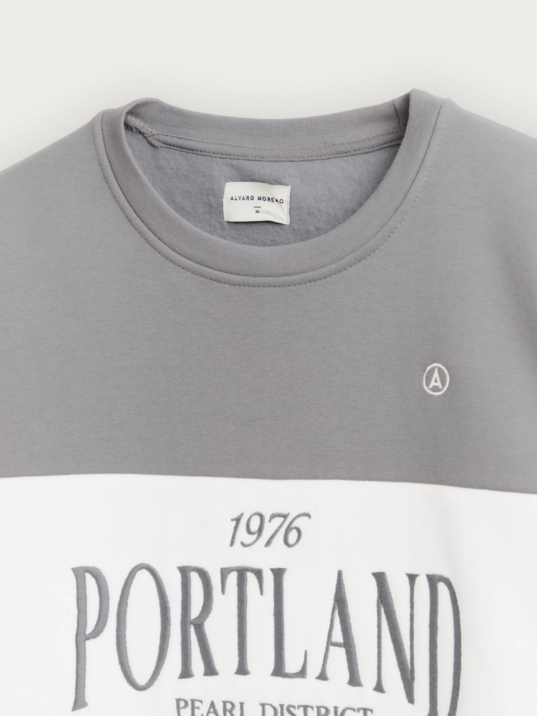 Felpa Con Cappuccio Portland - Design Casual Autunno/Inverno 2024 by Alvaro Moreno