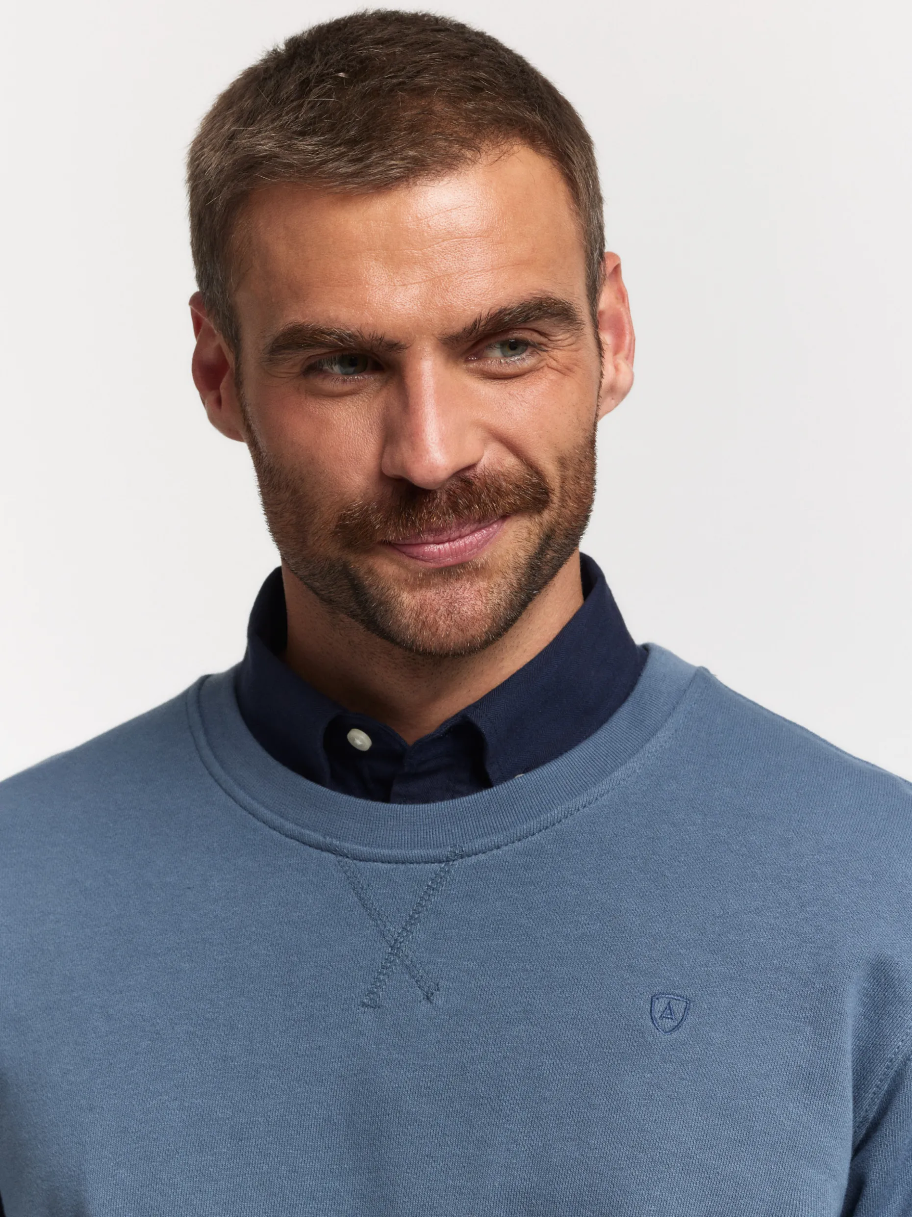 Felpa Unisex Singular - Design Minimalista in Offerta | Promo Esclusiva Alvaro Moreno