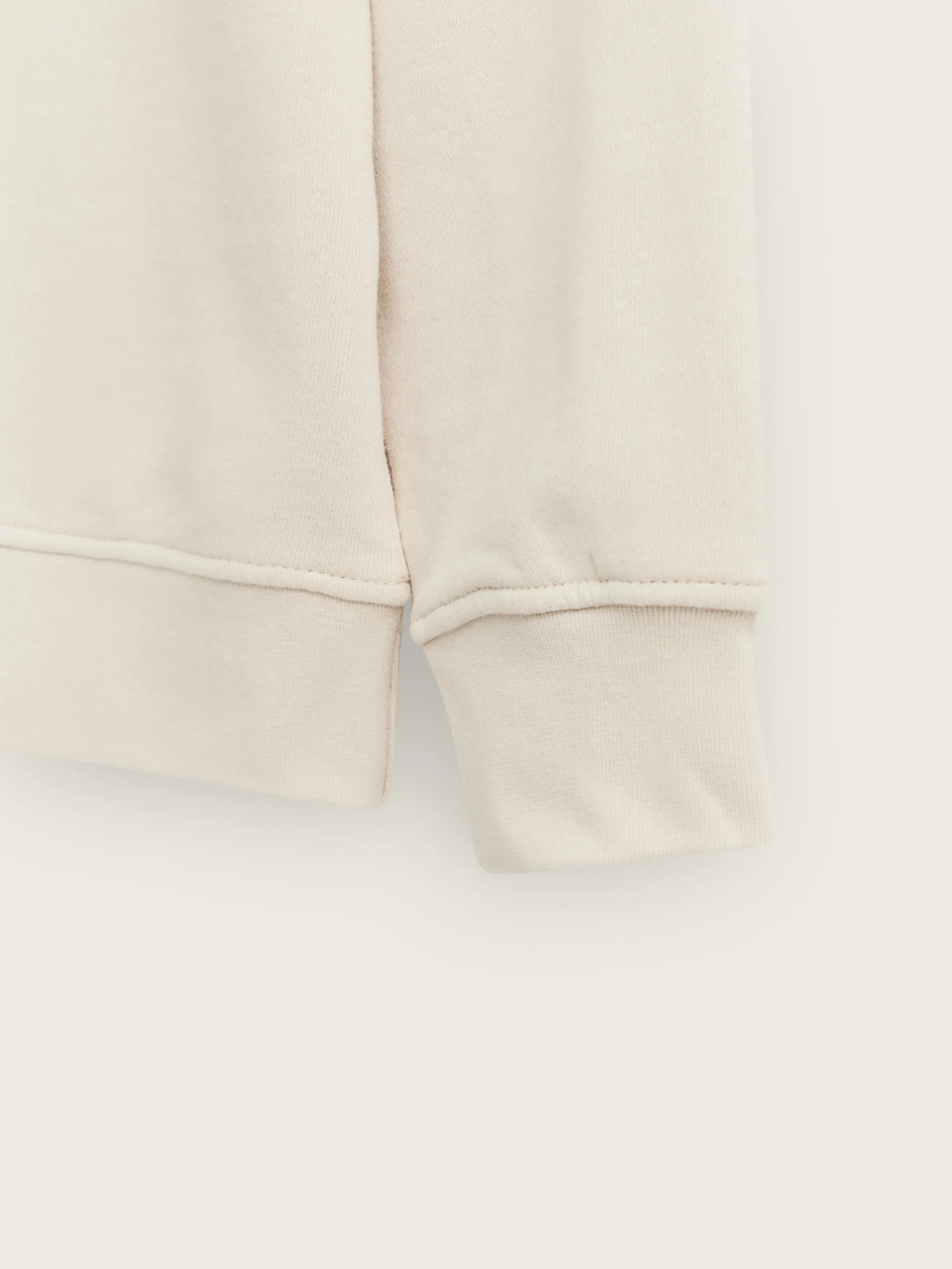 Felpa con Cappuccio Design Unico - Collezione Esclusiva Alvaro Moreno | Ideale per Stile Casual e Sportivo, Tessuto Premium e Confortevole, Offerta Imperdibile in Outlet