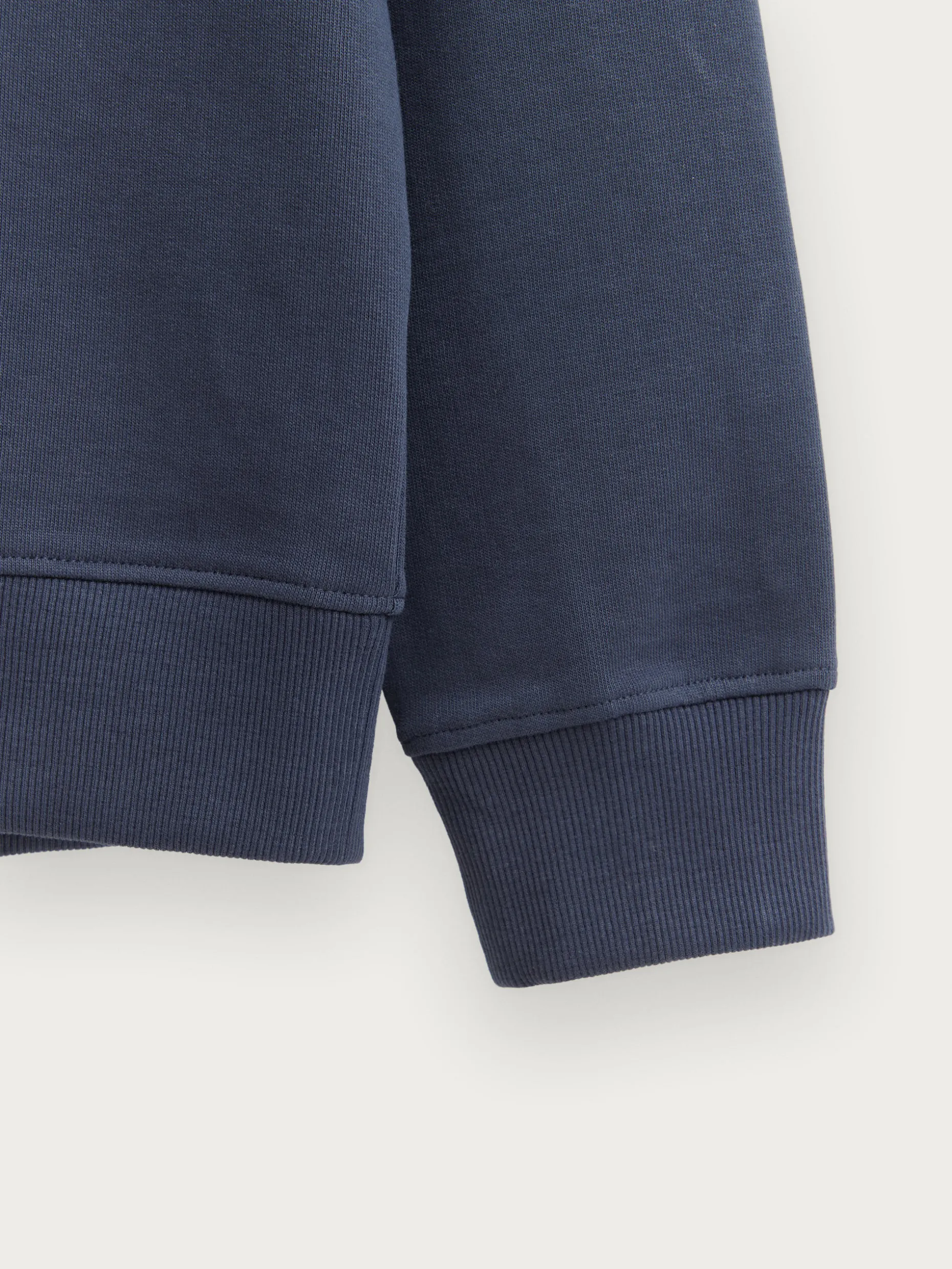 Felpa Oversized SUN | Design Esclusivo di Álvaro Moreno - Stile Moderno per Autunno/Inverno 2023 - Maglione Casual con Cappuccio in Tessuto Ecologico - Conforto Premium per Look Urbani