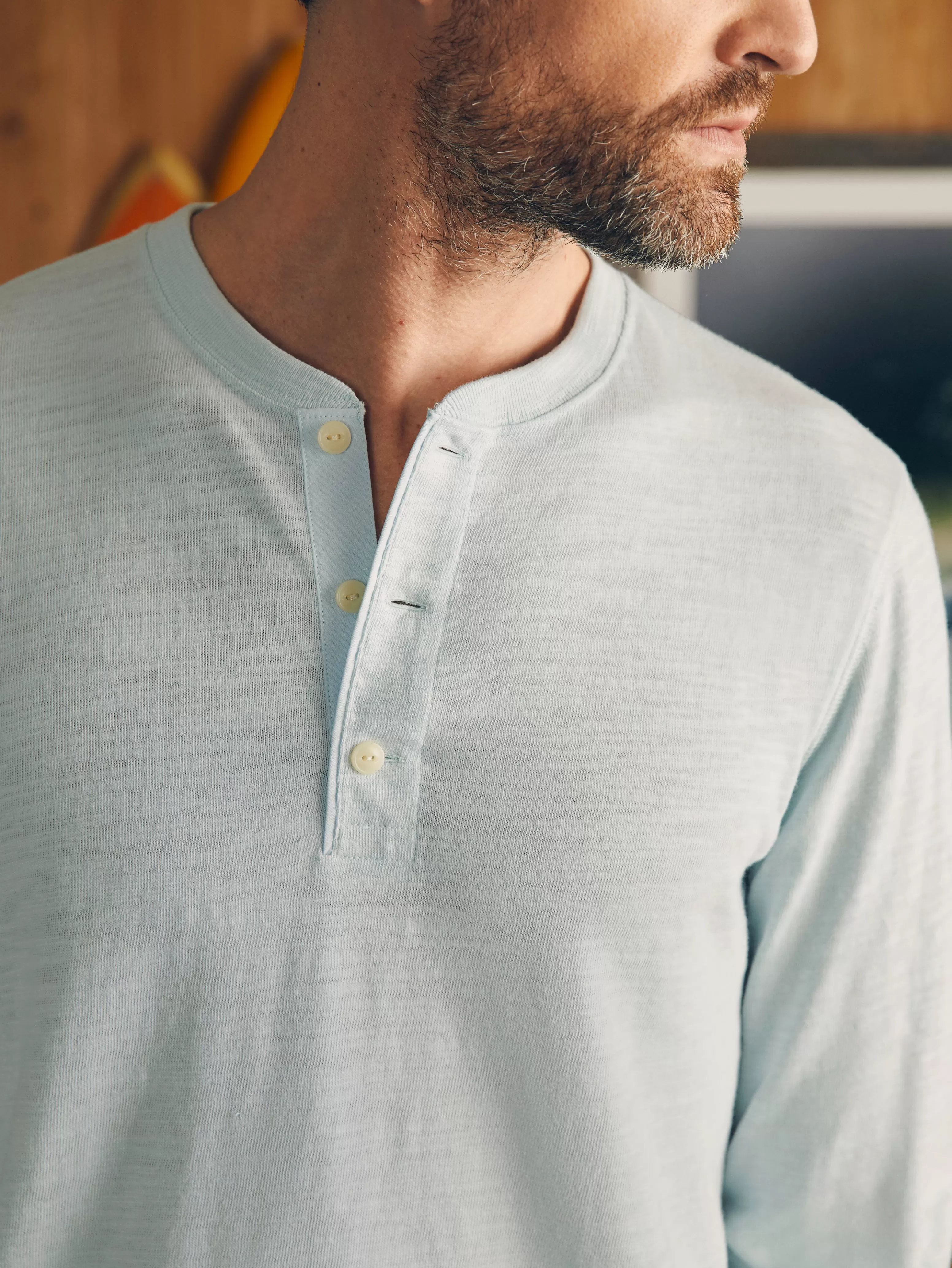 Maglietta Henley in Tessuto Slub con Effetto Sbiancato - Taglia Lunga | Saldi Esclusivi Faherty