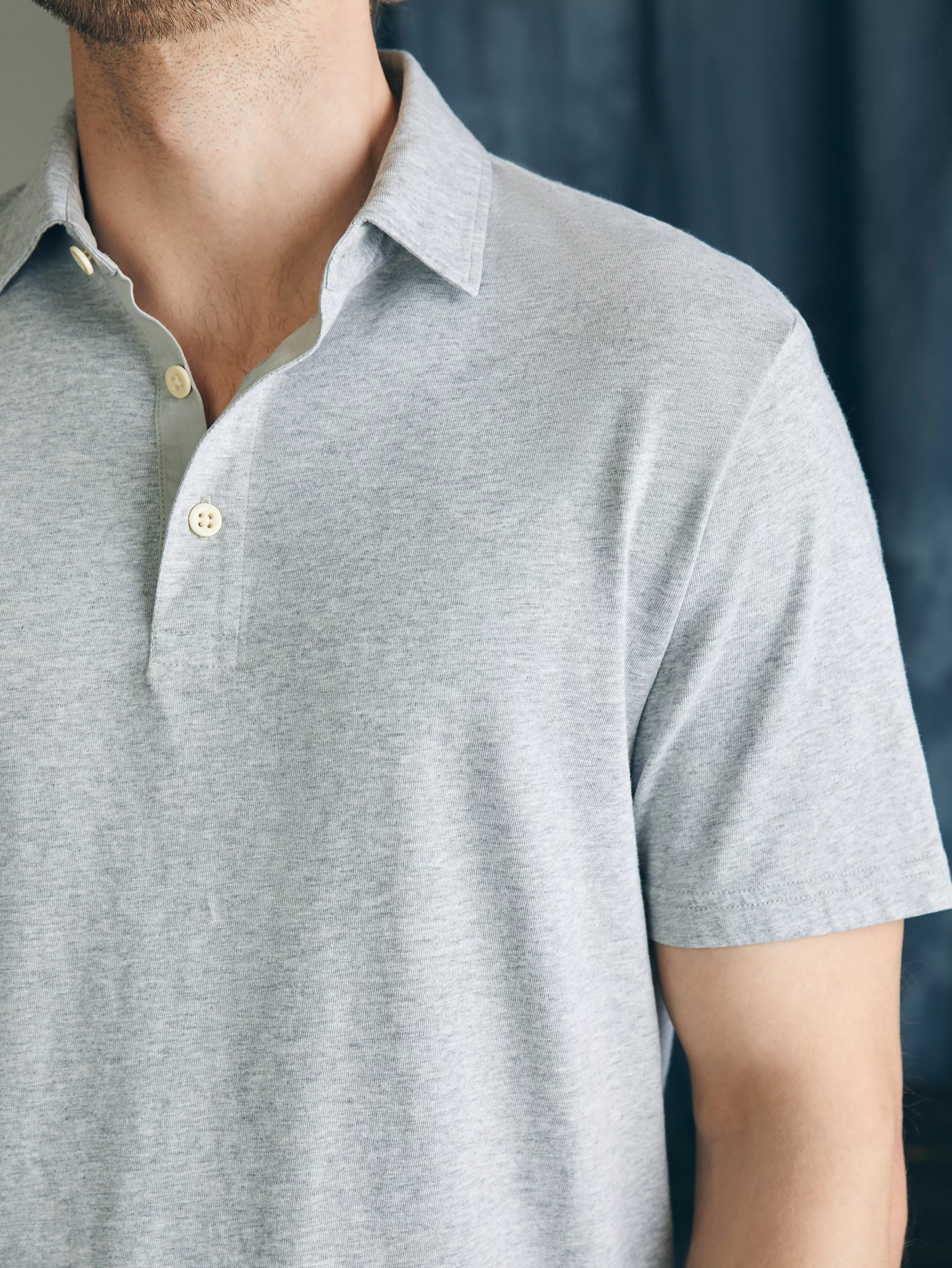 Maglia Polo Casual con Effetto Sbiadito dal Sole · Collezione Uomo Faherty · Negozio Ufficiale · Design Moderno e Tessuto Traspirante · Ampia Gamma di Colori Disponibili