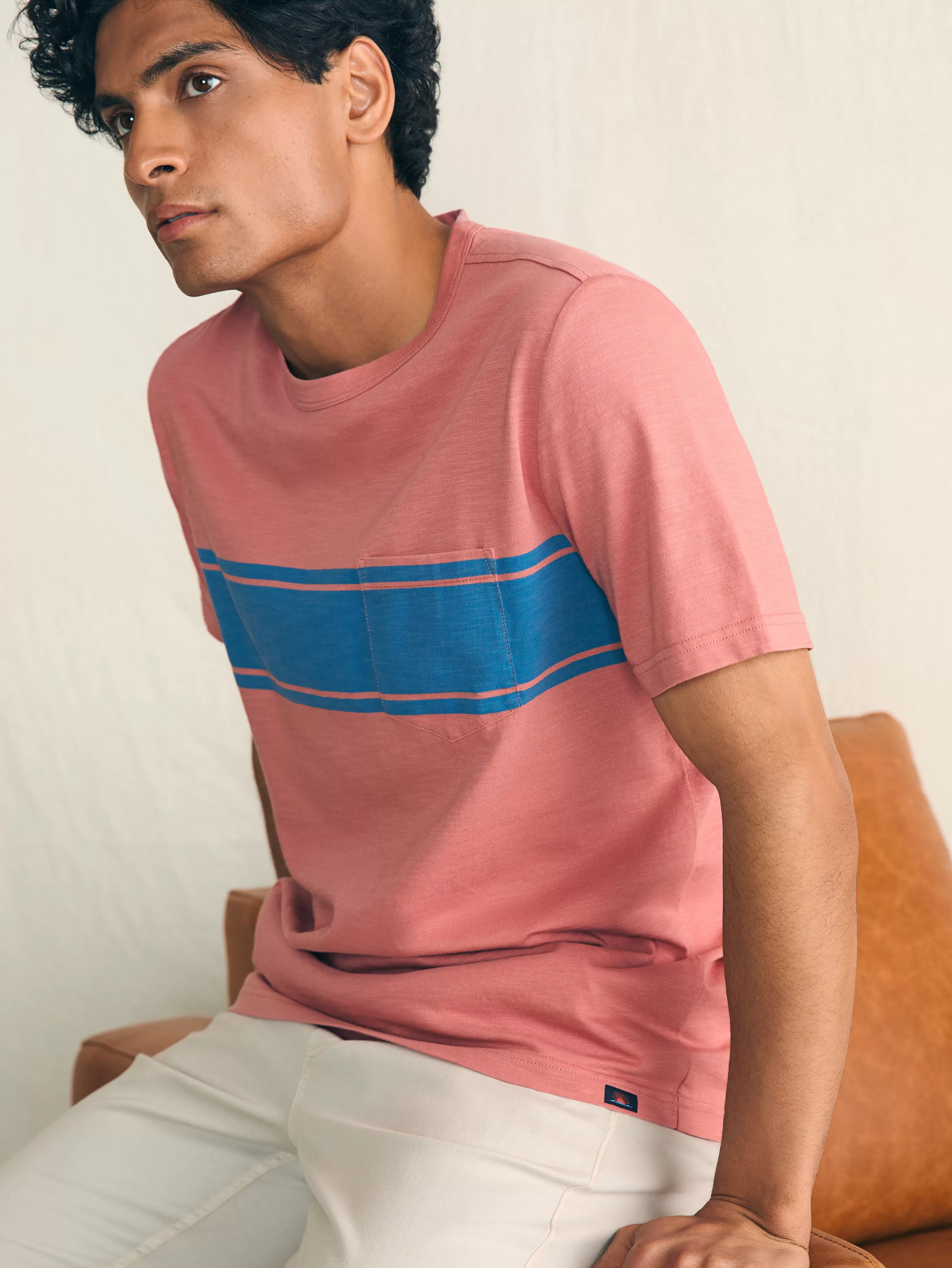 Maglietta Con Taschino Righe Onde Marine - Effetto Sbiadito Naturale | Saldi Estivi Faherty

（，