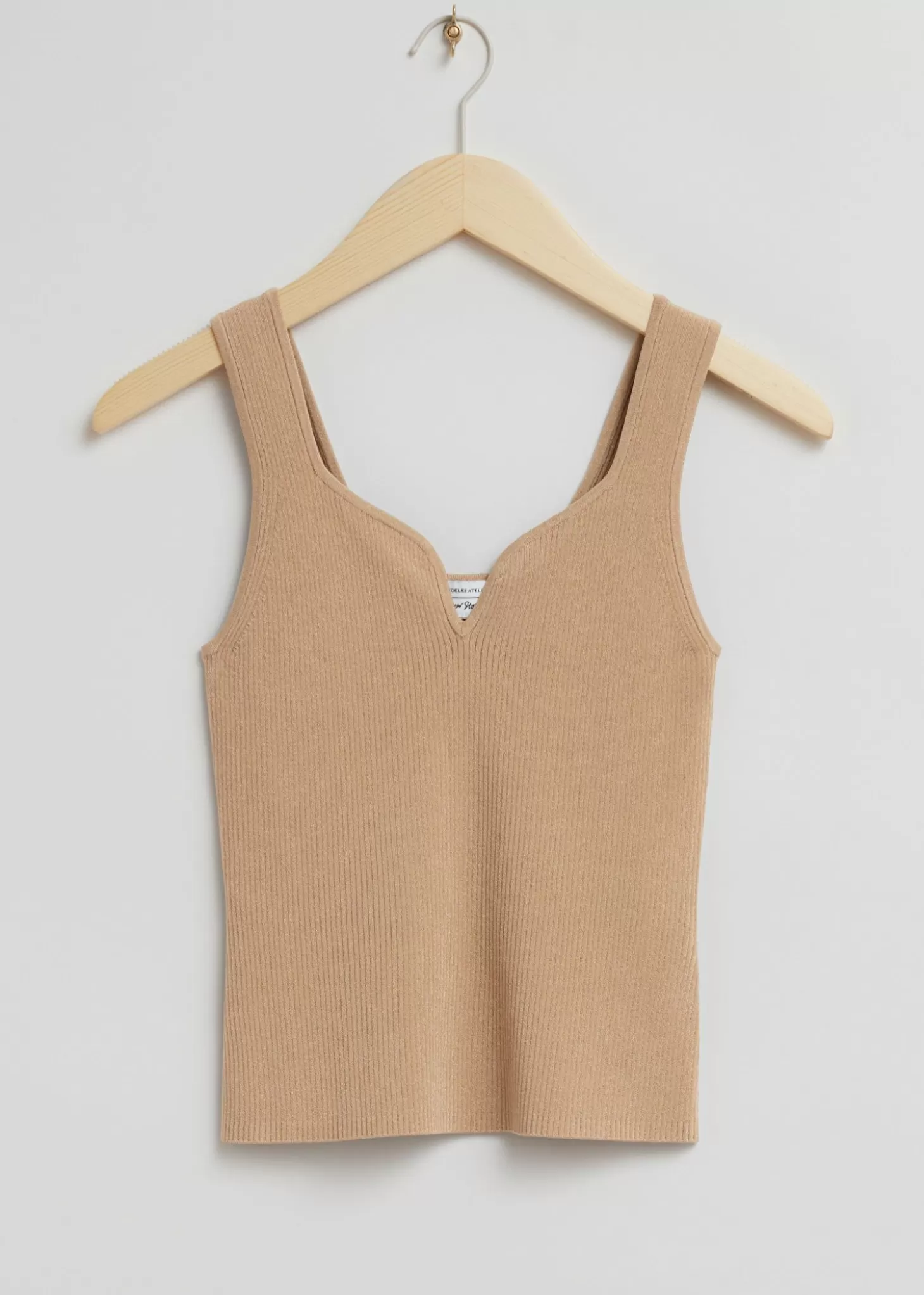 Fashion & Other Stories - Top femminile con scollo a cuore in beige polveroso