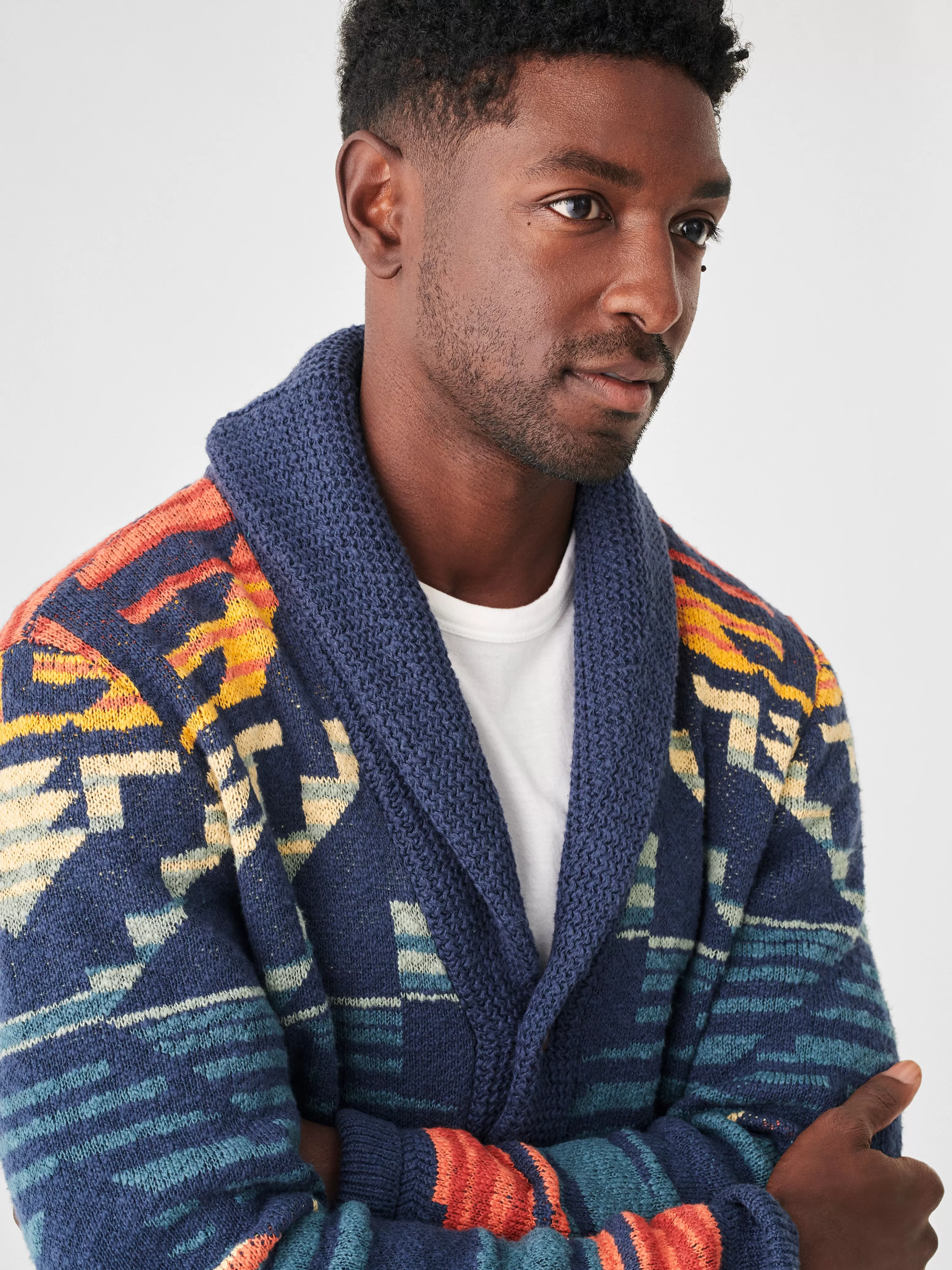 Faherty: Cardigan Thunder Eagle con Motivo Voce - Promozione Flash su Maglioni Premium