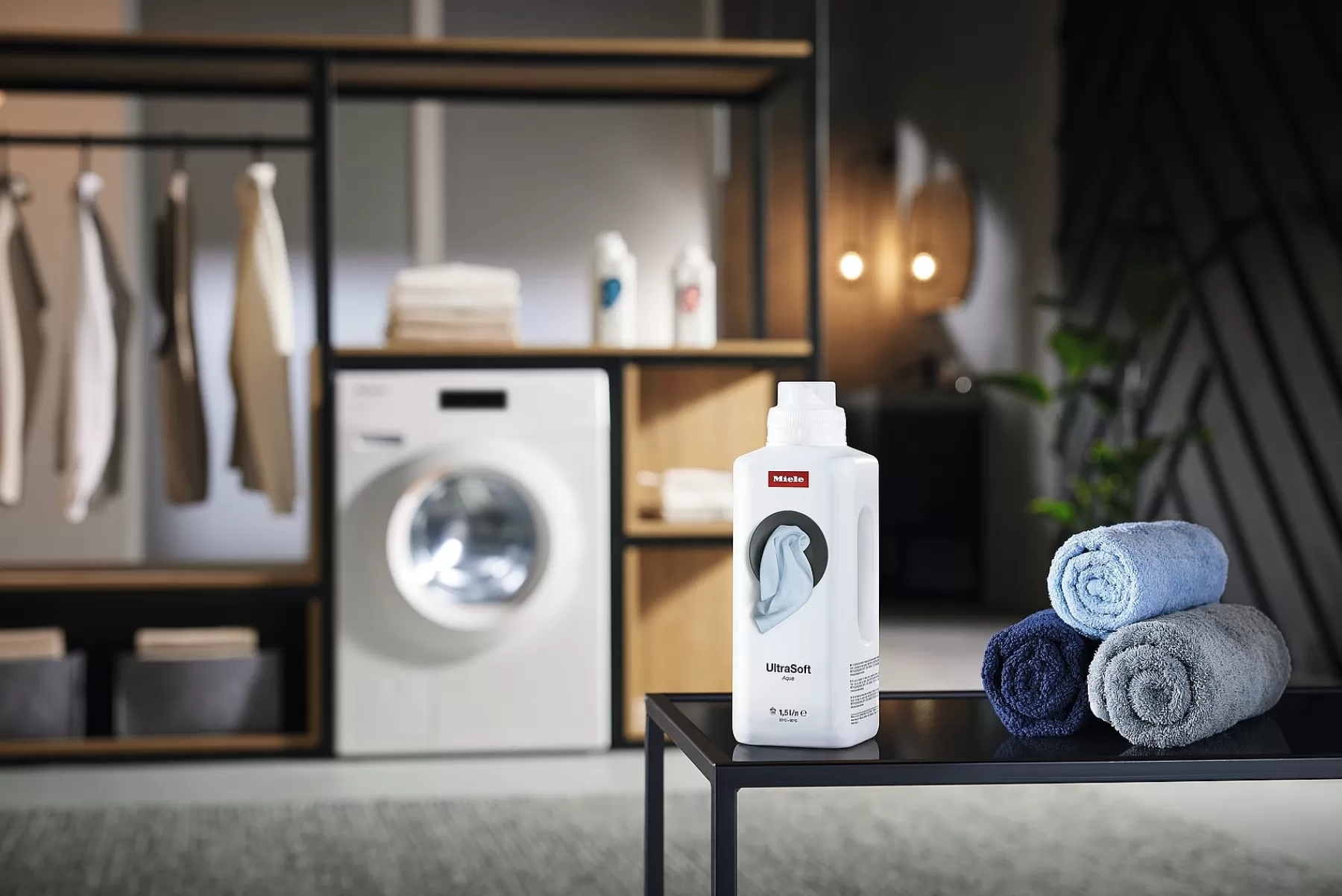 Miele Ammorbidente Ultrasoft per Lavatrici - Confezione Eco da 1,5L con Profumo di Fiori di Cotonificio