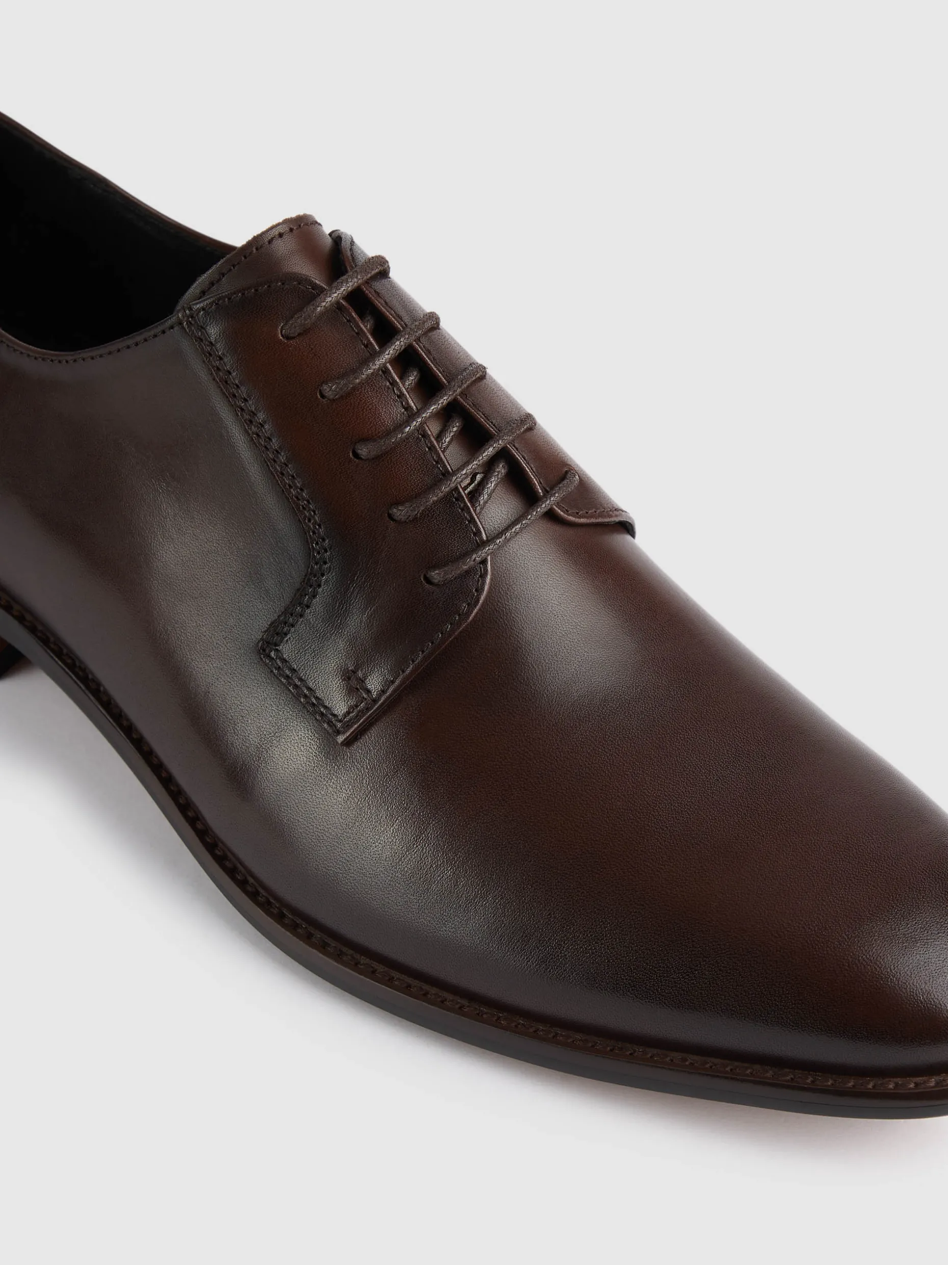 Scarpe Oxford Alvaro Moreno - Eleganti in Pelle Marrone, Design Classico e Confortevole